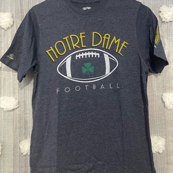 NOTRE DAME GEAR - Picture 3 of 5
